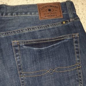 NWOT Lucky Brand 361 Vintage Straight Jeans